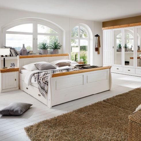 moebel-berning-lingen-rheine-wohnwelten-schlafen-schlafzimmer-glastuer-landhaus-bett-kleiderschrank-kommode-sideboard-massiv