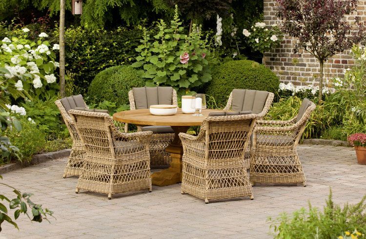 moebel-berning-lingen-rheine-kleinmoebel-gartenmoebel-rattan-lounge-stuehle-braun-tisch-rueckenlehne-sitzpolster