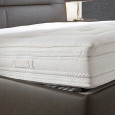 moebel-berning-lingen-rheine-markenwelten-schlafen-oschmann-bett-matratze-detail