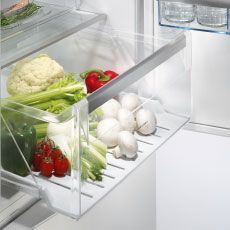alt="moebel-berning-kuechen-electrolux-kuehlschrank-kuehlfach-lingen-rheine"