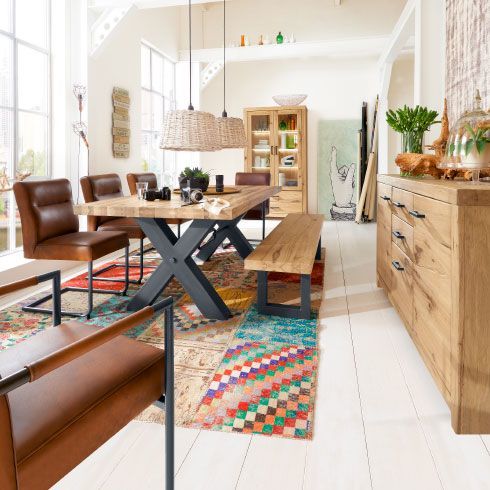 moebel-berning-lingen-rheine-wohnen-speisen-esszimmer-vintage-balkeneiche-niehoff-stuehle-tisch-metall-holz-sideboard-highboard-led-beleuchtung