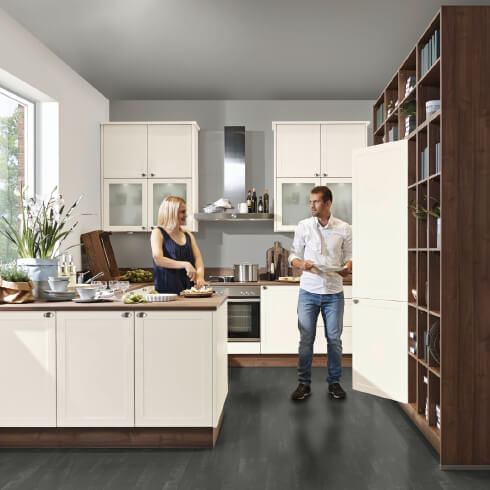 moebel-berning-kuechenstudio-lingen-rheine-osnabrueck-u-kueche-kaufen-express-kuechen-home-creme