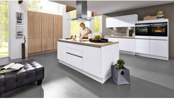 Große 3-teilige Einbauküche Delta von Culineo mit Front in Matt, Schneeweiss und Eiche Nachbildung Eiche
