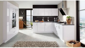 Design Einbauküche Focus von Nobilia in Lack Hochglanz, Premiumweiss Weiss