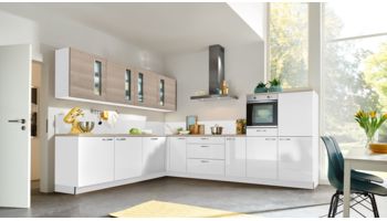 Helle L-Küche Lux von Nolte Küchen mit Front in Hochglanz, Arcticweiss 