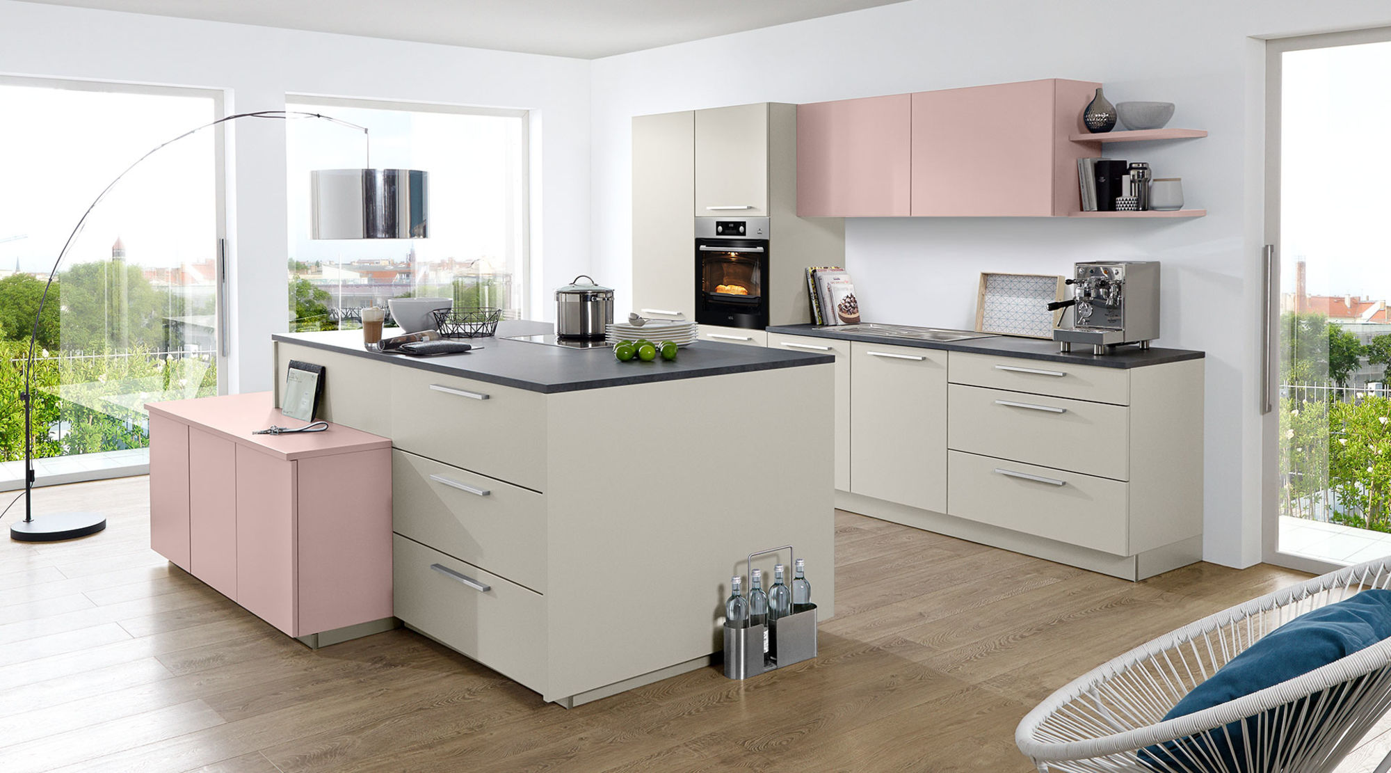 Moderne Familienküche von Nolte Küchen mit Front in Matt Lack ...