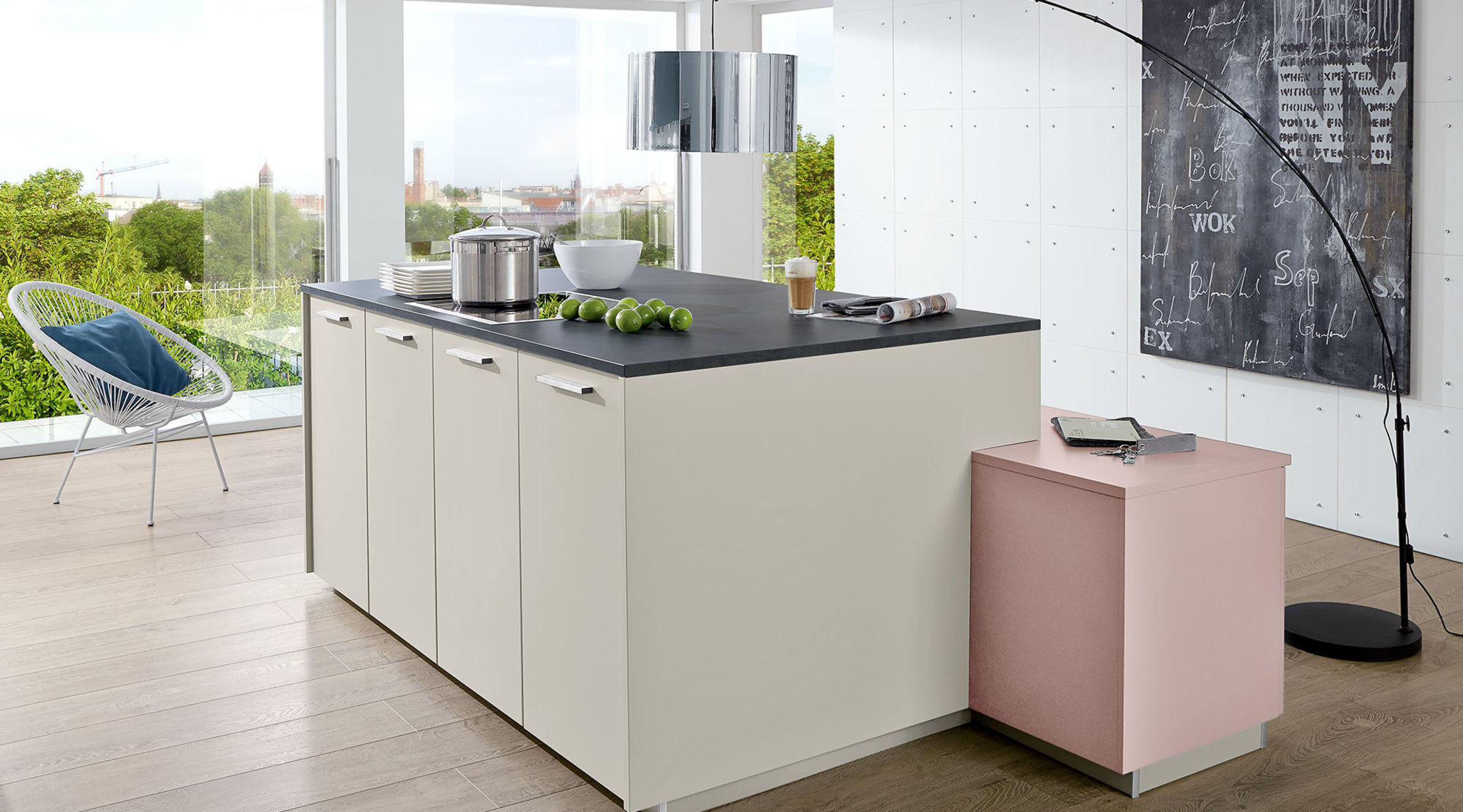 Moderne Familienküche von Nolte Küchen mit Front in Matt Lack ...
