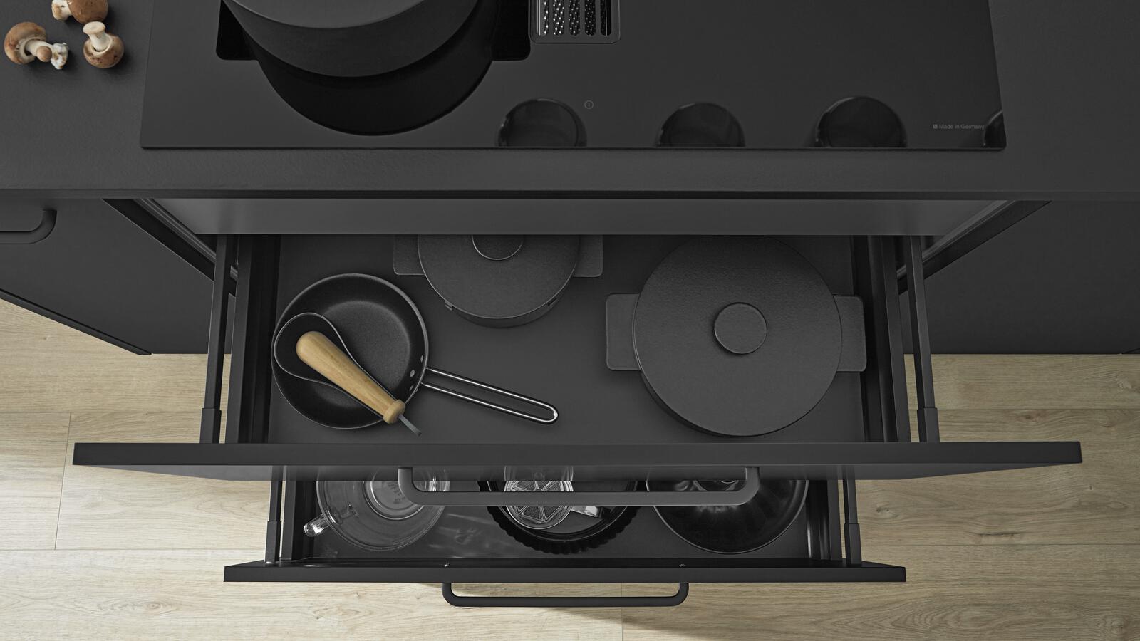 Designküche "Serie 3055" mit Insel von Interliving