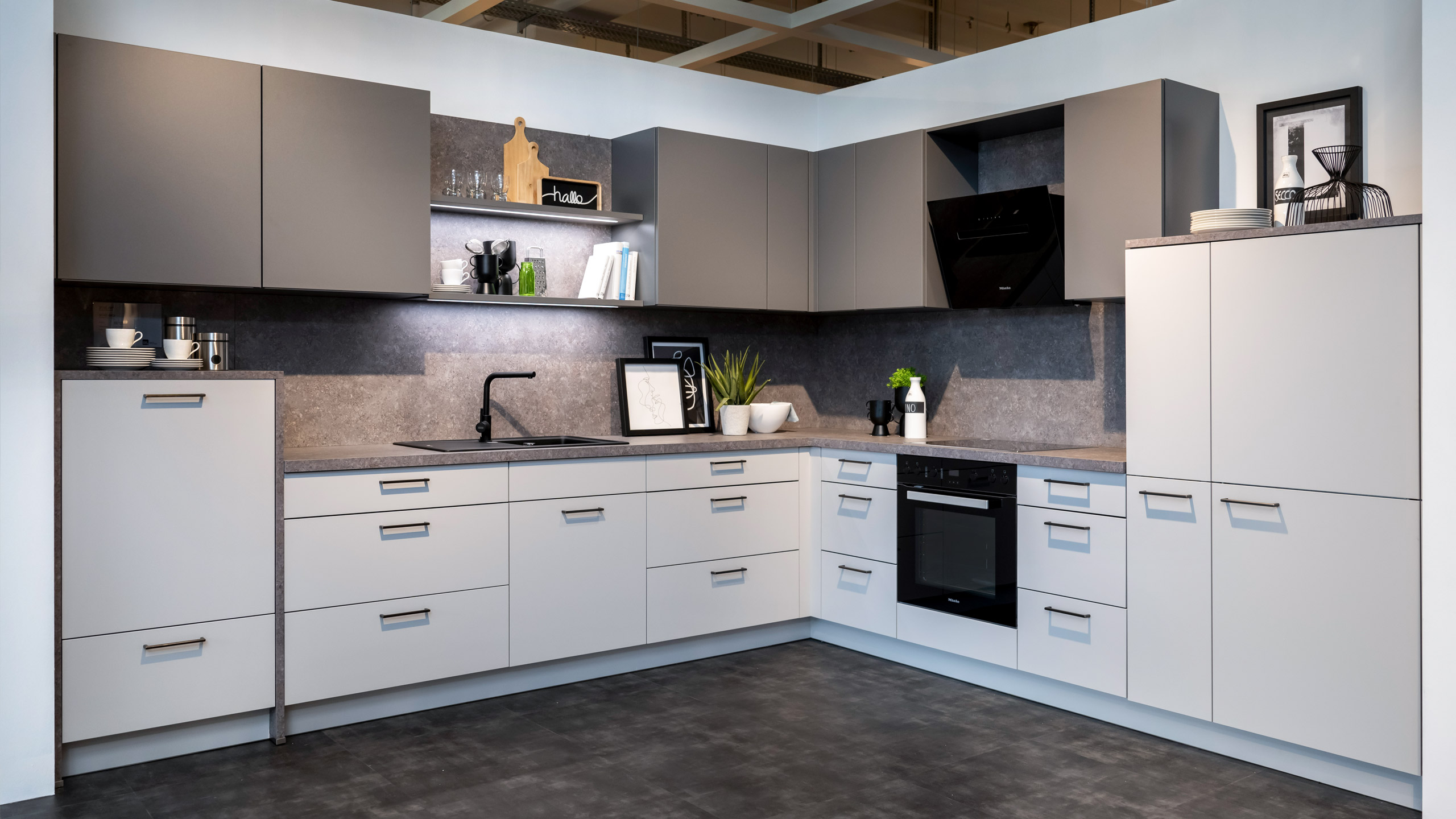 Hochwertige L-Küche "IL 3110" von Interliving 