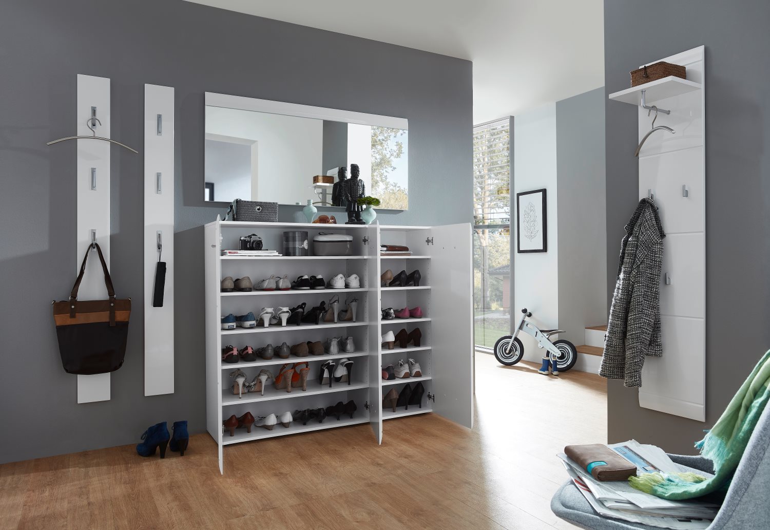 Schuhschrank, 3 Türen GW-Adana 3523-84