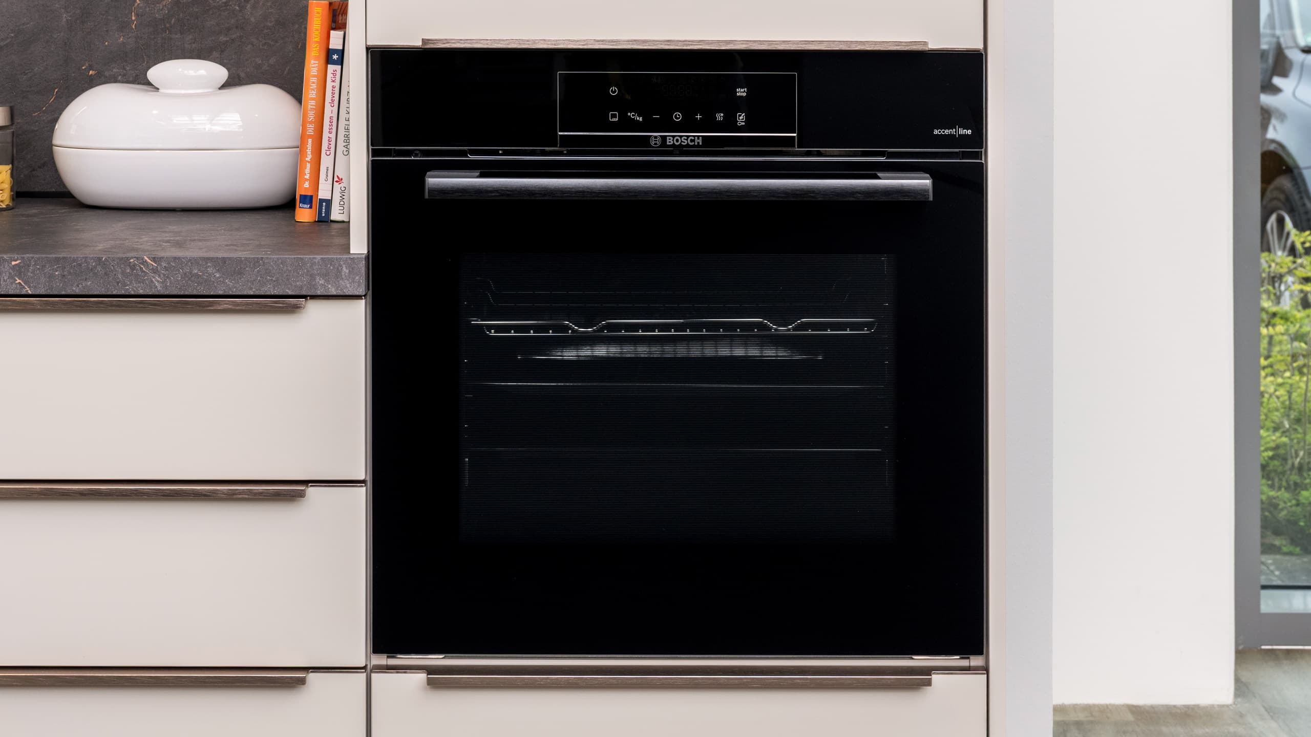 Zeitlose L-Küche "Easytouch" von Nobilia