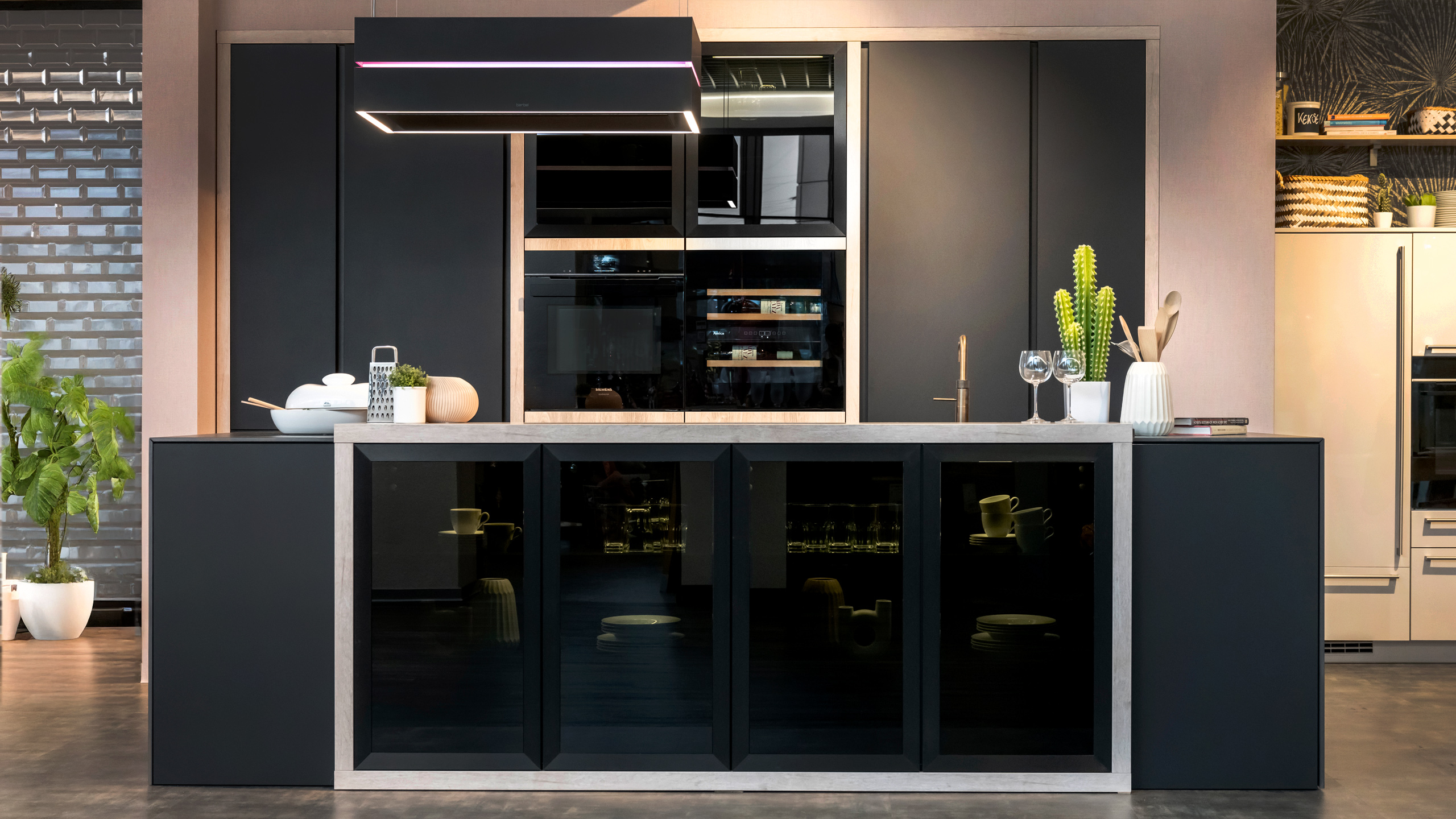 Grifflose Designküche "Easytouch" mit Insel von Culineo 