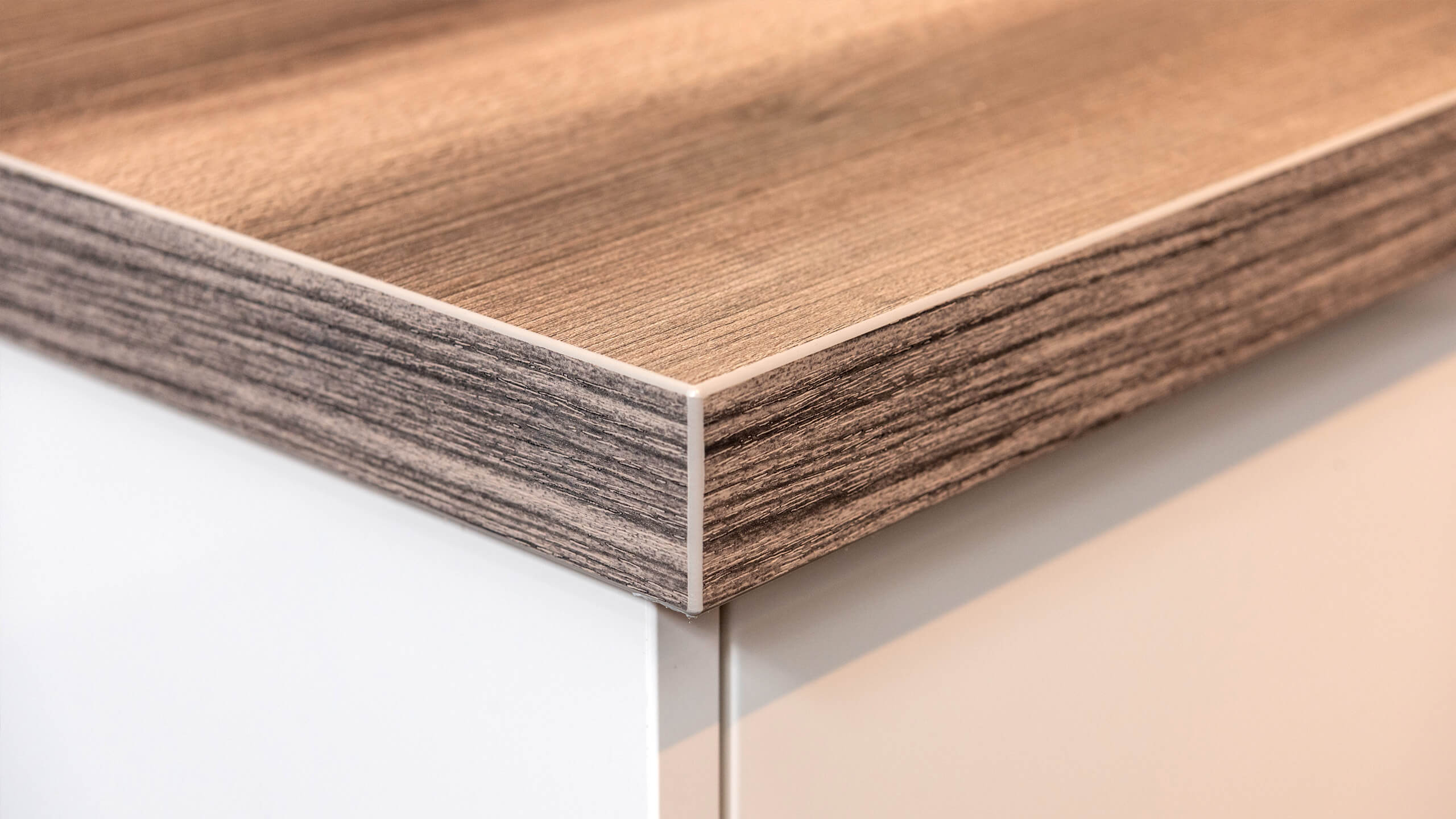 Moderne L-Küche Modell Gala von Wert Küche