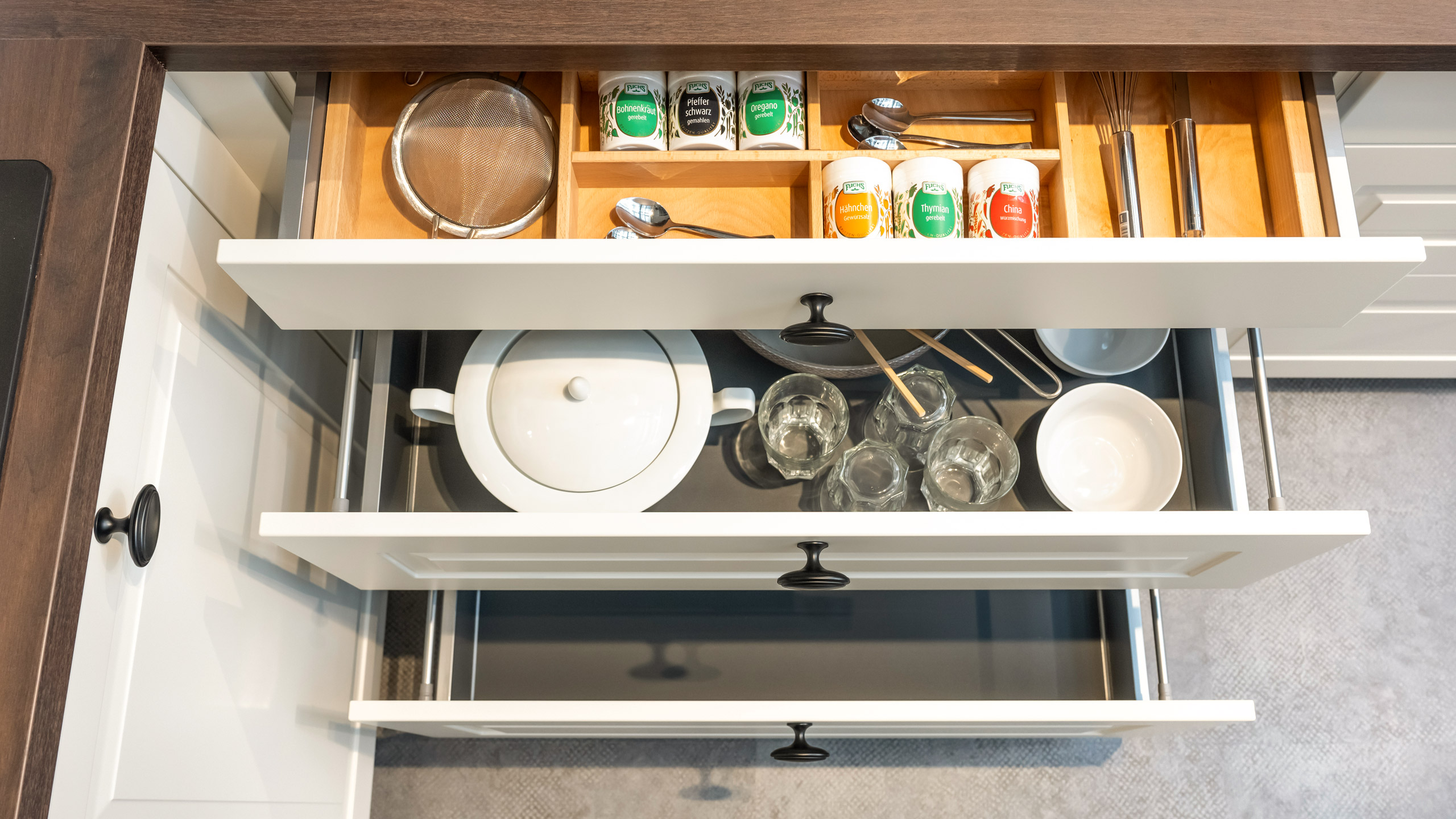 Moderne Landhausküche "Sylt" von Nobilia