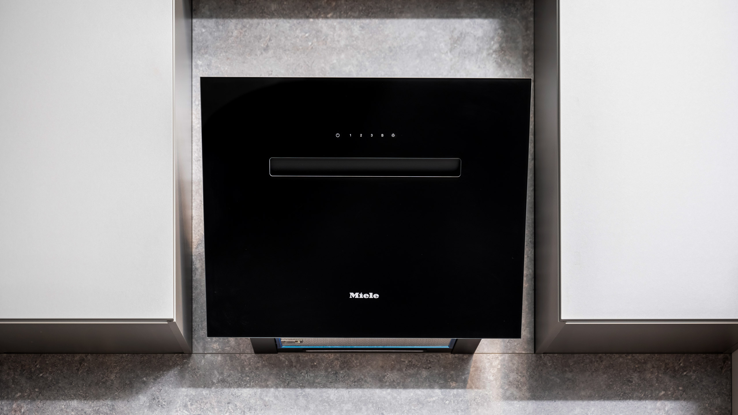 Hochwertige L-Küche "IL 3110" von Interliving 