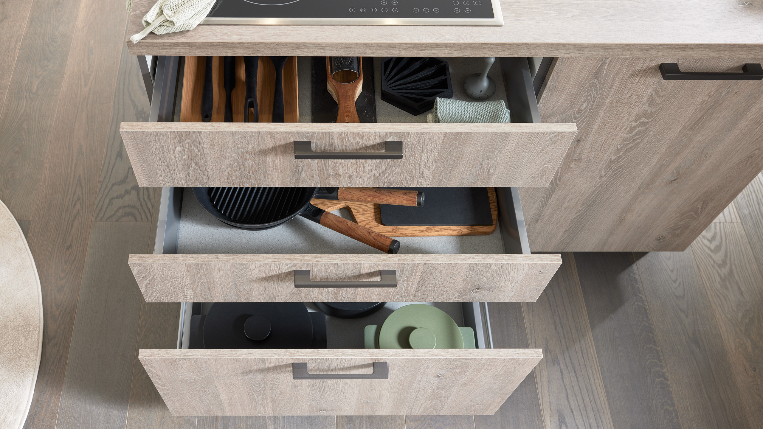 Moderne Familienküche "Riva" in U-Form von Culineo