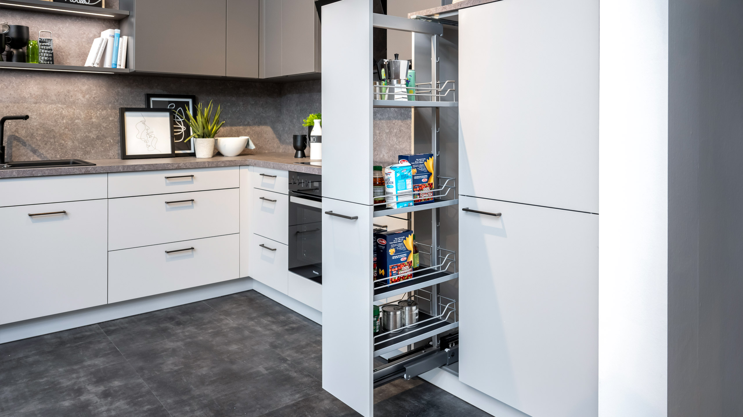 Hochwertige L-Küche "IL 3110" von Interliving 