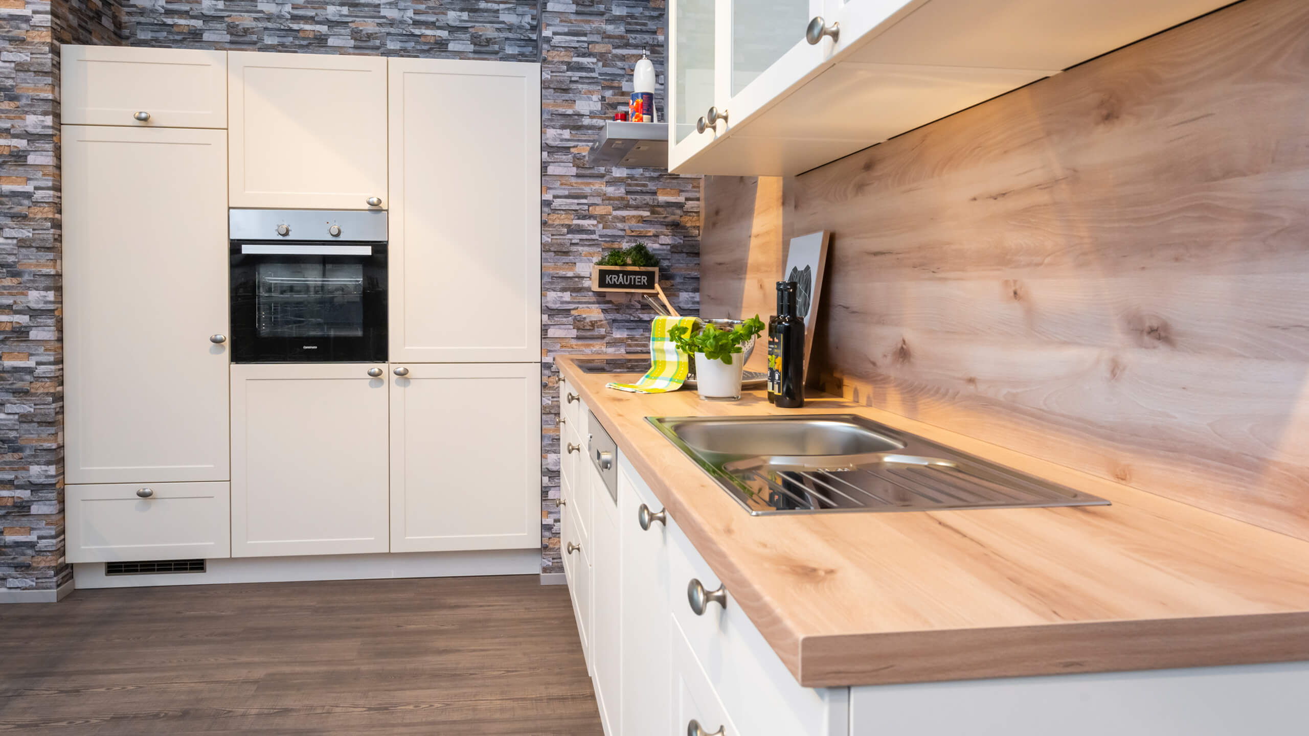 Moderne Landhausküche "Home" von Express