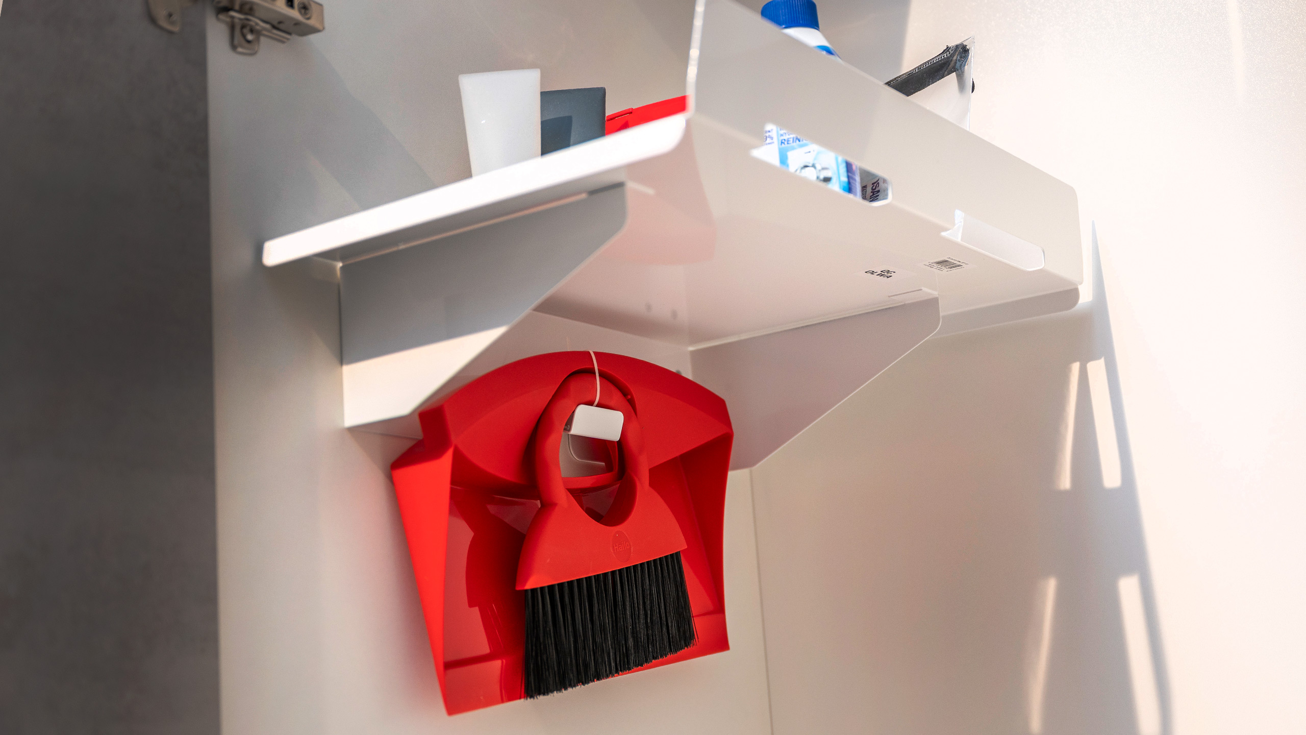 Stauraumreicher Hauswirtschaftsraum "Riva" von Nobilia 