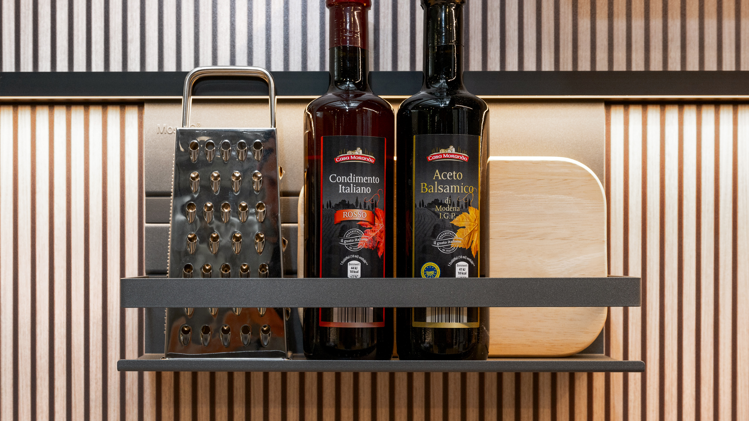 Moderne Trendküche "Senso" in L-Form von Nobilia