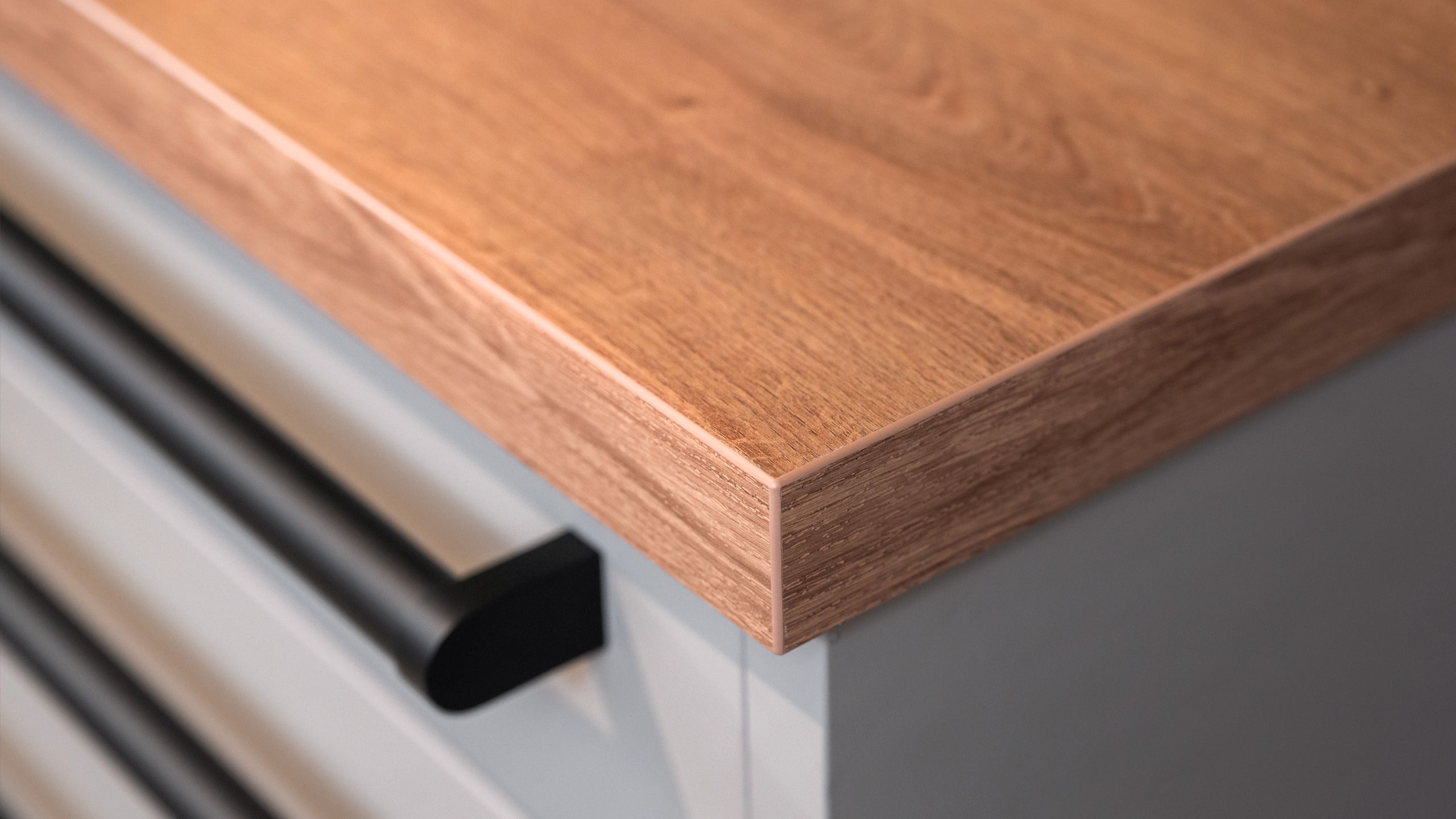 Trendige Küchenzeile "Mattea Colour" von Wert Küche