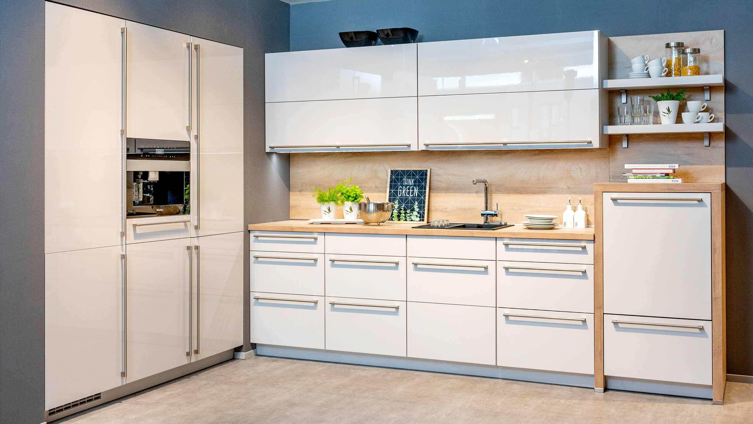 Moderne Familienfreundliche Küche "Flash" von Nobilia