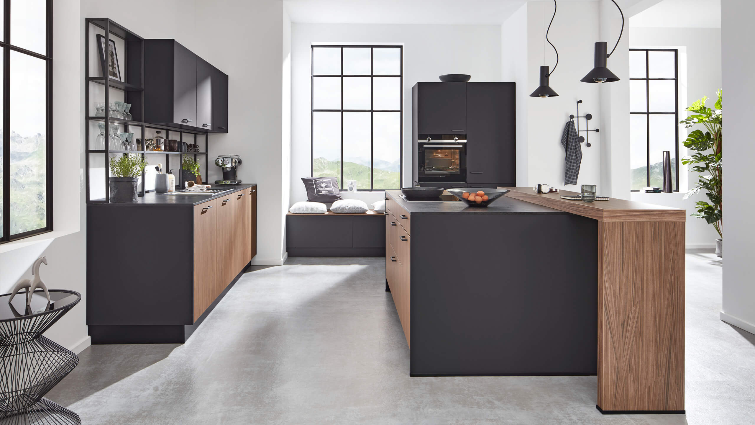 Designküche "Ava" mit Insel von Wert Küche