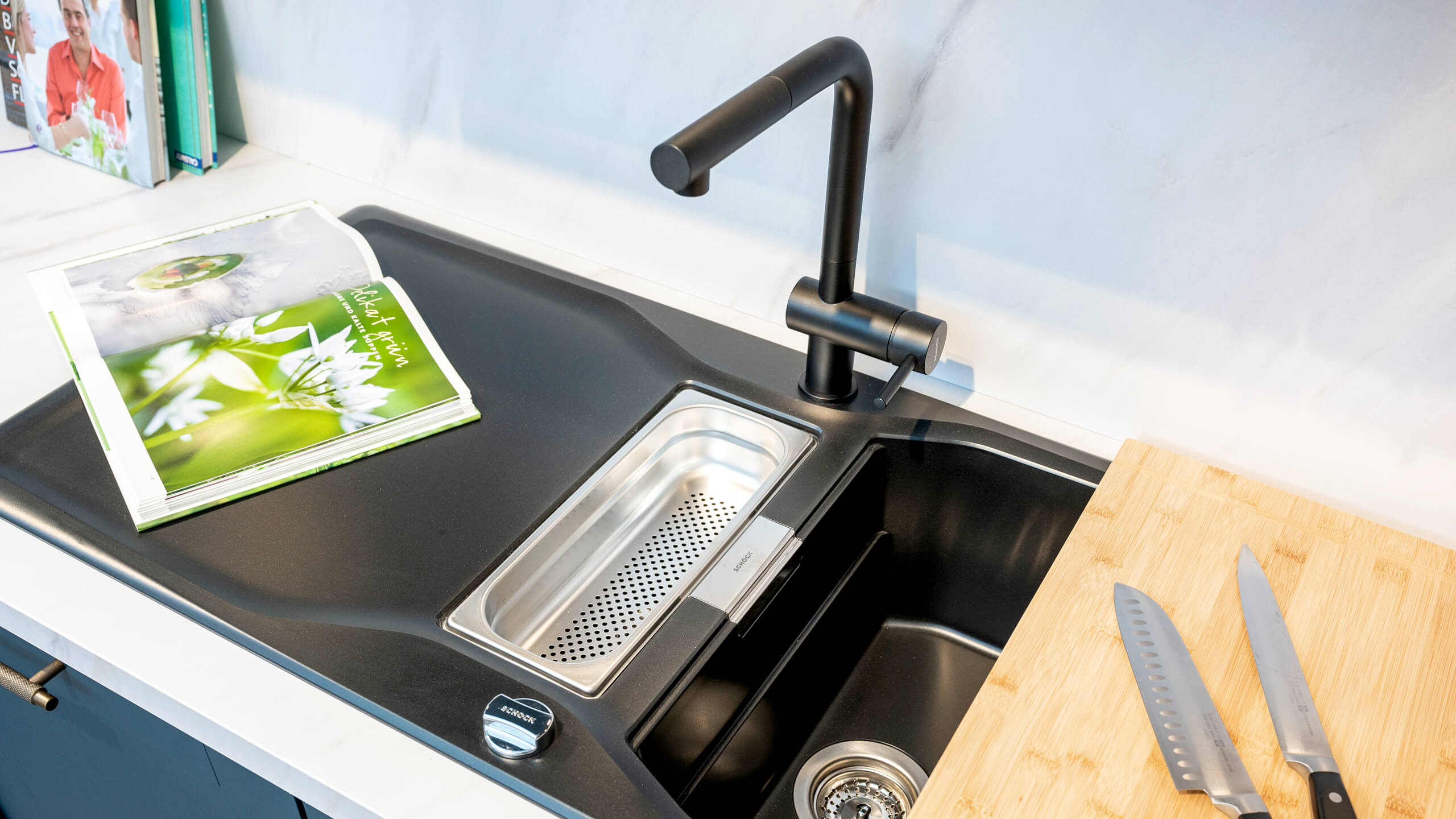 Trendige Landhausküche Modell Casa von Wert Küche