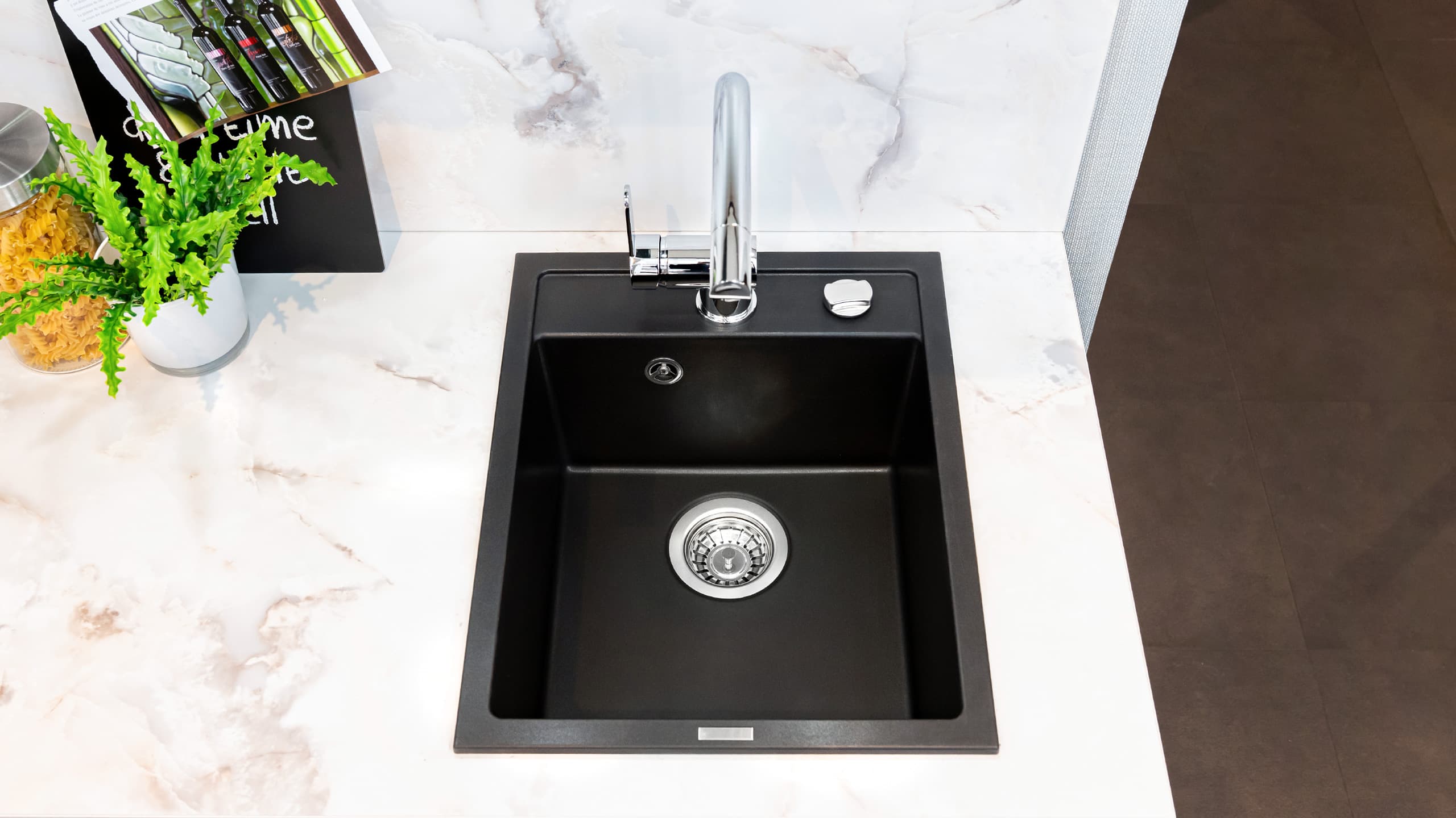 Trendige Singleküche "Clean" von Express