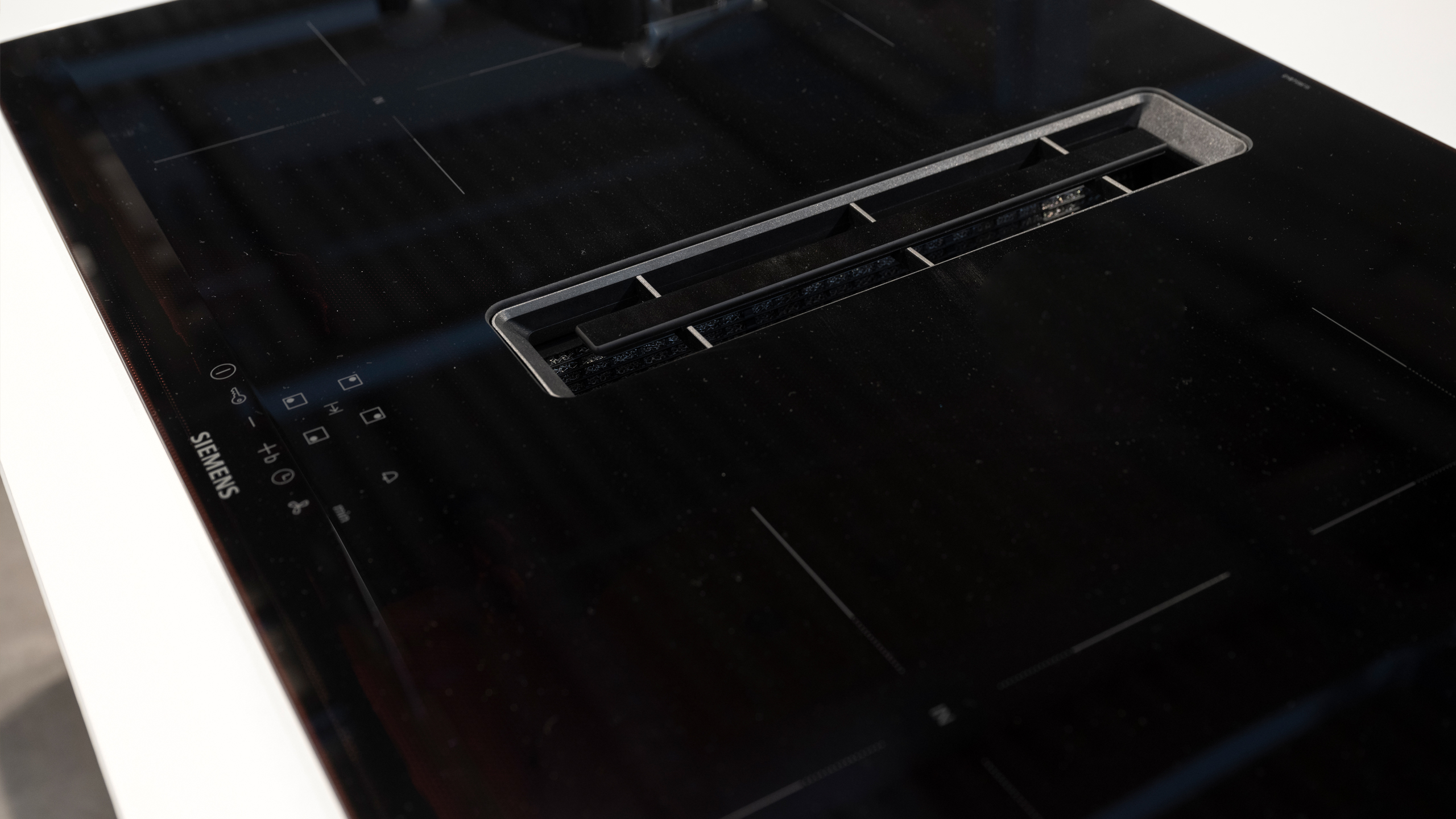 Helle Design Küche mit Insel "IL 3610" von Interliving