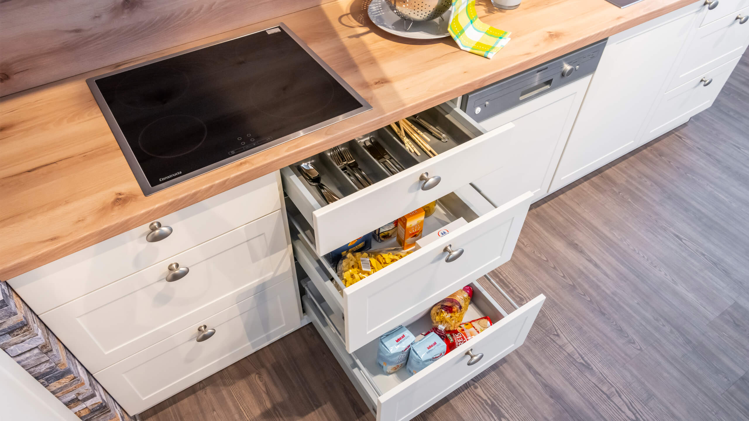 Moderne Landhausküche "Home" von Express