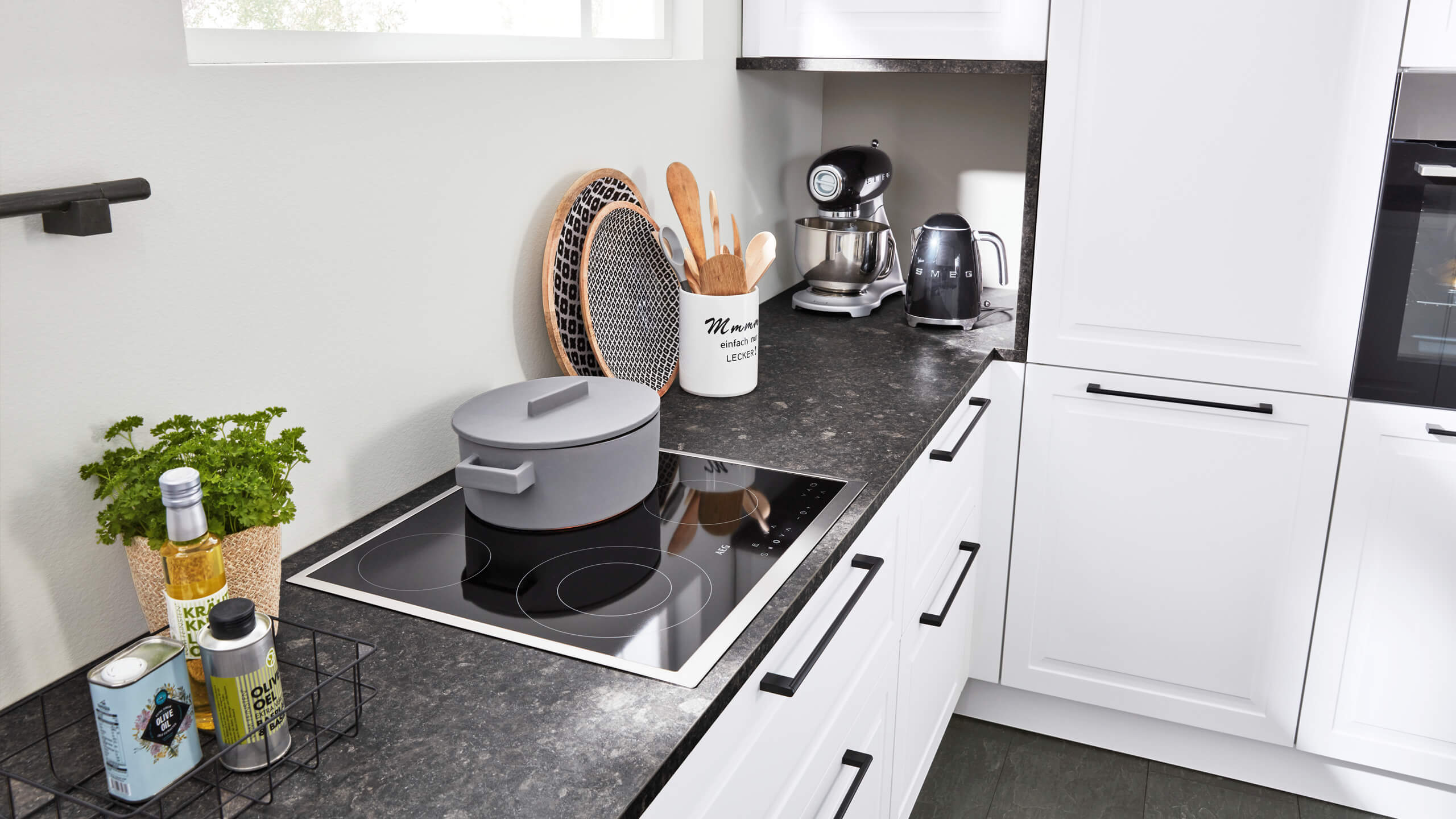 Landhausküche "Serie 3045" in G-Form von Interliving